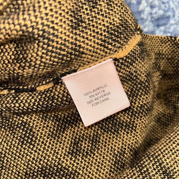 Women’s Philosophy Cheetah Sweater - Picture 4 of 4
